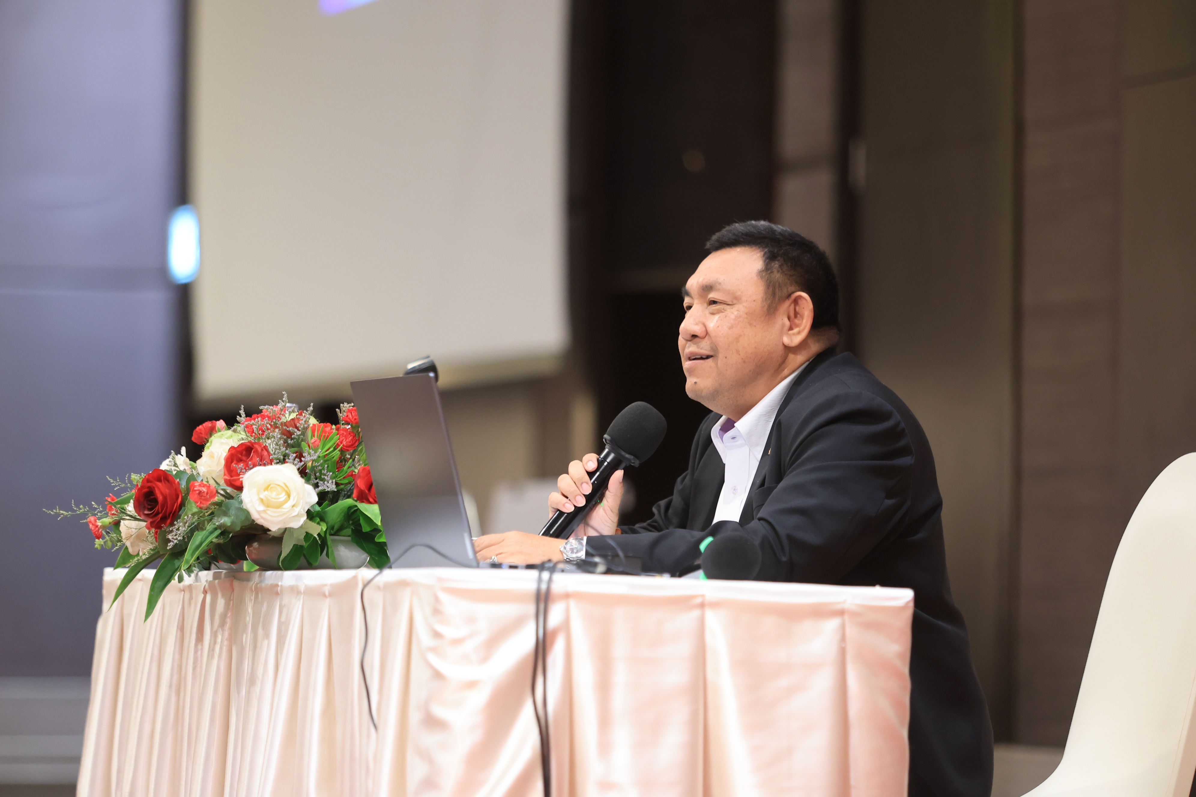 title - ส.ป.ก. จัดโครงการสัมมนา “การขับเคลื่อนงานปฏิรูปที่ดินเพื่อเกษตรกรรมสู่มิติใหม่อย่างยั่งยืนและเป็นธรรม” กรณีจัดที่ดินตามระเบียบคัดเลือกและจัดที่ดินฯ ข้อ 62 ประจําปีงบประมาณ พ.ศ. 2569 (วันพุธที่ 27 พฤษภาคม 2569 ภาคบ่าย)